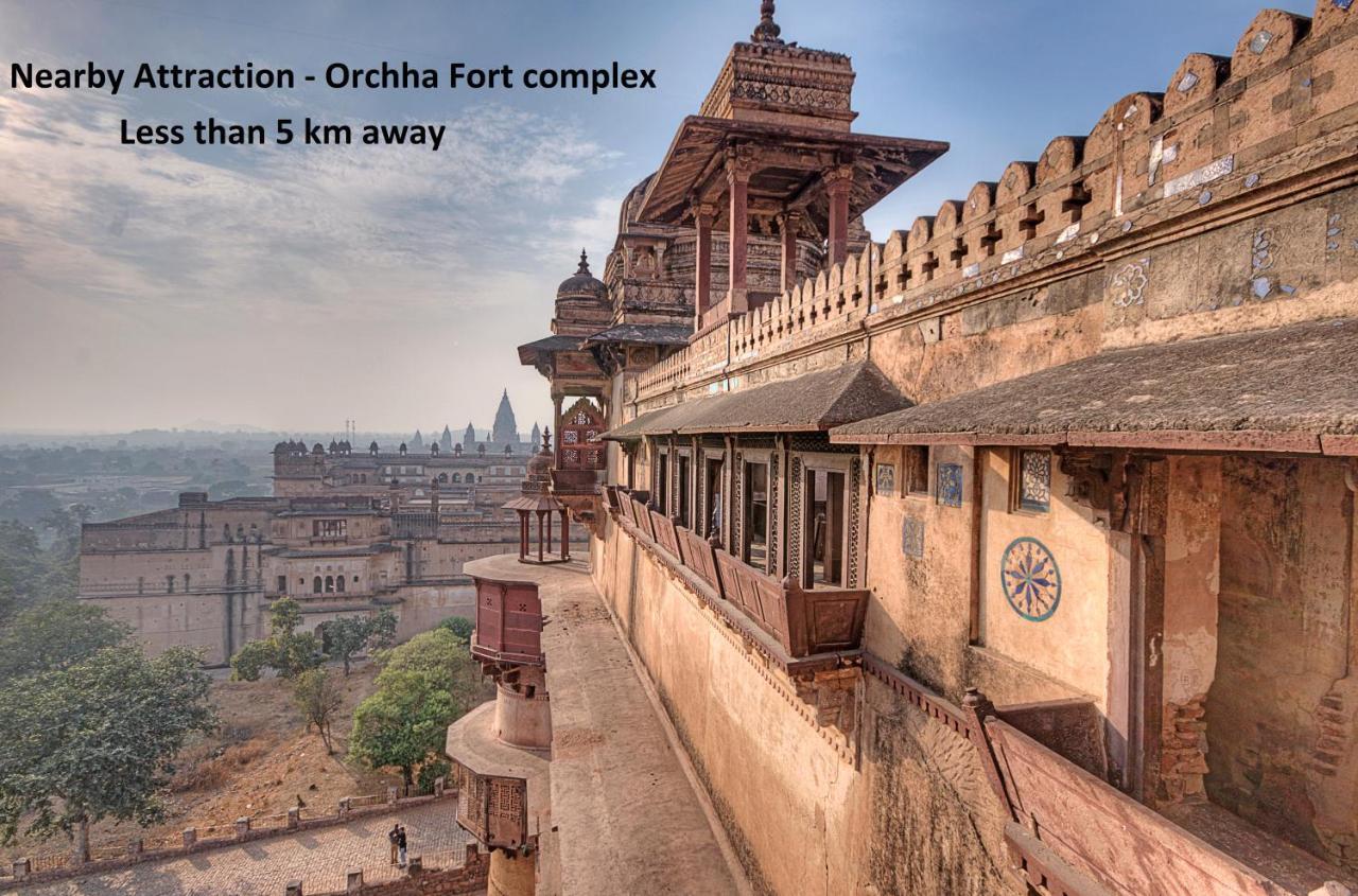 Oyo 23367 Farmsgreen Resort And Restaurant Orchha Exterior photo
